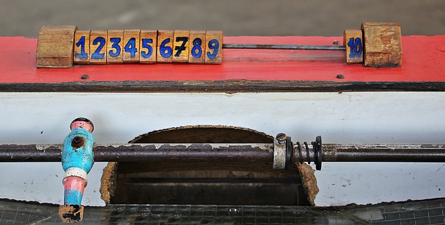 拭目以待 拭目以待